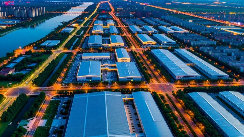 揭秘北京育儿嫂中介收费标准：揭秘行业“潜规则